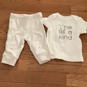 NEW Carter’s Baby sheep matching outfit